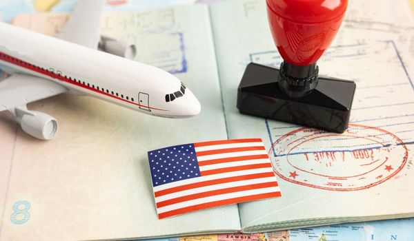 Belastingaangifte doen bij emigratie